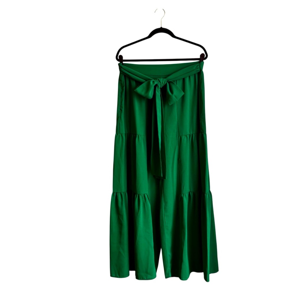 SHEIN Bae Vibrant Green Ruffled Wide Leg Pants Size 0X NWOT 10 0496